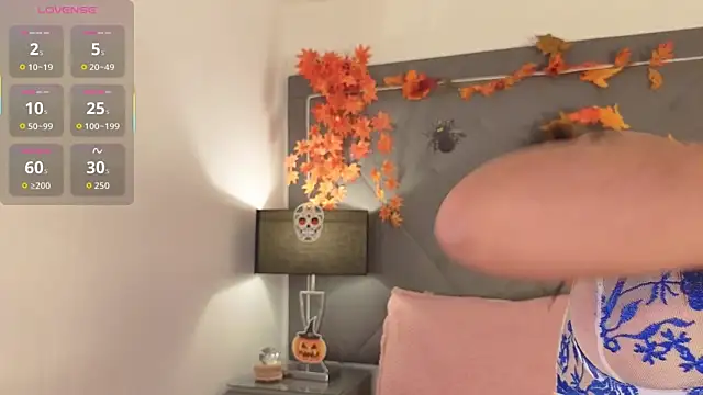 Snapshot of Alexa_Madisson chatting on October 28, 2025, 9:17 pm Alexa Madisson online show from October 28, 2025, 9:17 pm