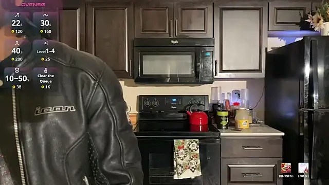 Snapshot of anthonyroth chatting on February 22, 2026, 11:36 pm anthonyroth online show from February 22, 2026, 11:36 pm