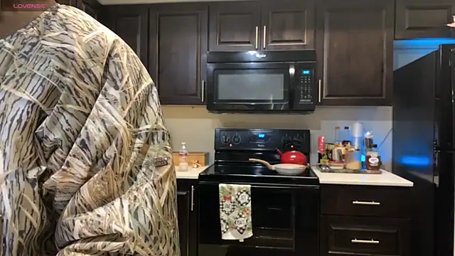 Snapshot of anthonyroth chatting on February 26, 2026, 5:34 pm anthonyroth online show from February 26, 2026, 5:34 pm