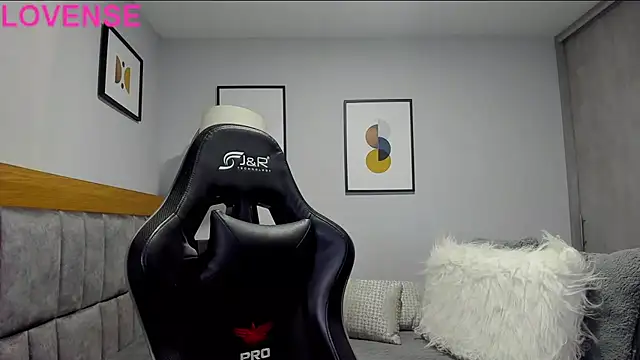 Dante Storm online show from October 15, 2025, 9:20 am