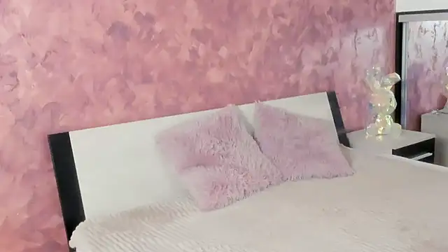 LesyaTouch online show from October 4, 2025, 4:16 pm