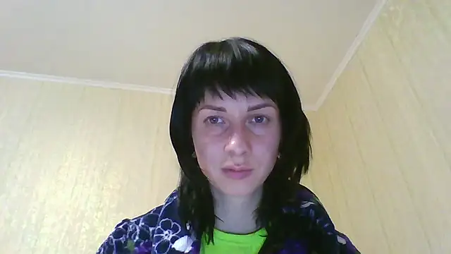 Snapshot of _Black-Panther_ chatting on November 7, 2025, 8:20 pm Black-Panther online show from November 7, 2025, 8:20 pm