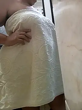 Snapshot of aliciaxm chatting on March 16, 2025, 3:58 am aliciaxm online show from March 16, 2025, 3:58 am