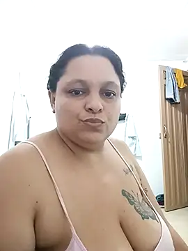 Snapshot of aliciaxm chatting on March 18, 2025, 3:20 am aliciaxm online show from March 18, 2025, 3:20 am