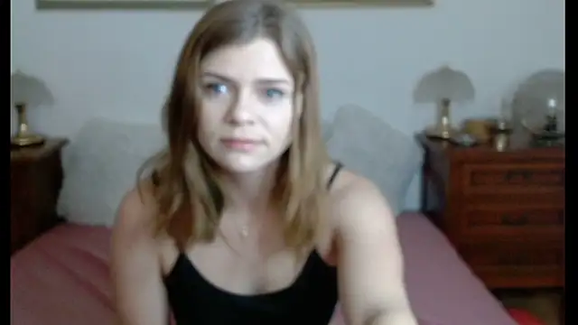 Snapshot of HaleyReedme chatting on March 12, 2025, 7:35 am HaleyReedme online show from March 12, 2025, 7:35 am