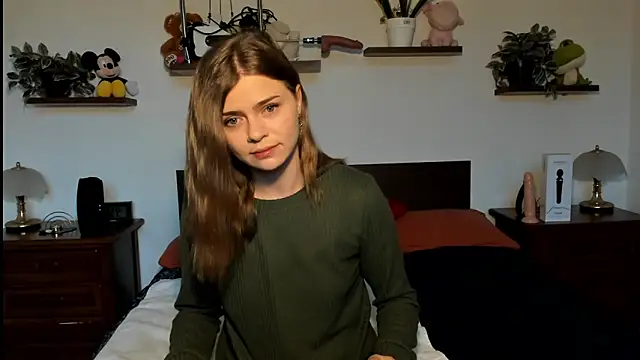 Snapshot of HaleyReedme chatting on February 11, 2026, 7:57 am HaleyReedme online show from February 11, 2026, 7:57 am