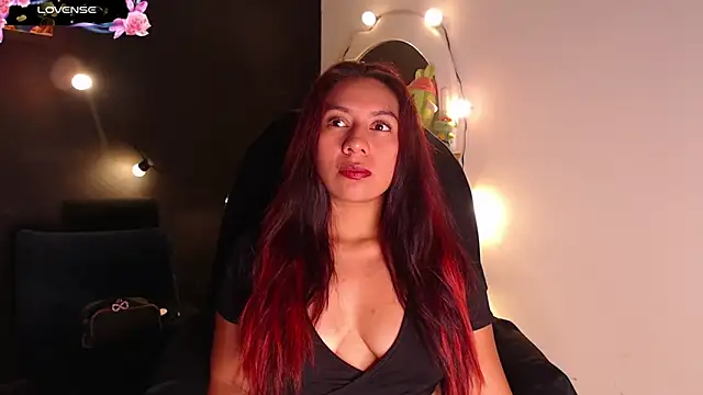 Snapshot of yes0225 chatting on February 14, 2026, 3:09 pm yes0225 online show from February 14, 2026, 3:09 pm