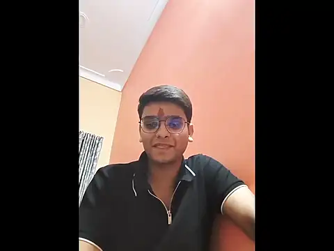 Snapshot of sutfvkii chatting on October 18, 2025, 6:19 pm sutfvkii online show from October 18, 2025, 6:19 pm