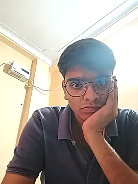 Snapshot of sutfvkii chatting on February 27, 2026, 6:30 pm sutfvkii online show from February 27, 2026, 6:30 pm