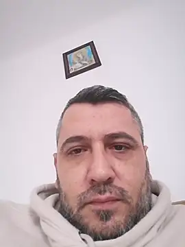 Snapshot of yourflowerpink chatting on December 20, 2025, 8:21 am yourflowerpink online show from December 20, 2025, 8:21 am