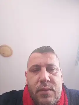 Snapshot of yourflowerpink chatting on February 17, 2026, 8:22 am yourflowerpink online show from February 17, 2026, 8:22 am