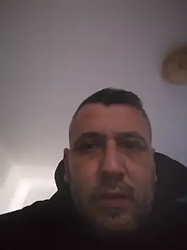 Snapshot of yourflowerpink chatting on February 20, 2026, 6:59 am yourflowerpink online show from February 20, 2026, 6:59 am