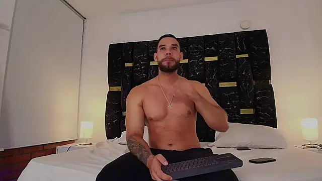 Snapshot of chris_blake__ chatting on January 13, 2026, 10:59 pm chris blake online show from January 13, 2026, 10:59 pm