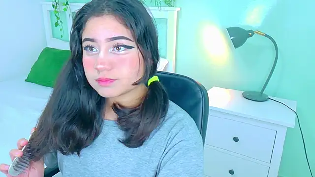 Snapshot of Kathe_sweetness chatting on September 20, 2025, 11:33 am Kathe sweetness online show from September 20, 2025, 11:33 am