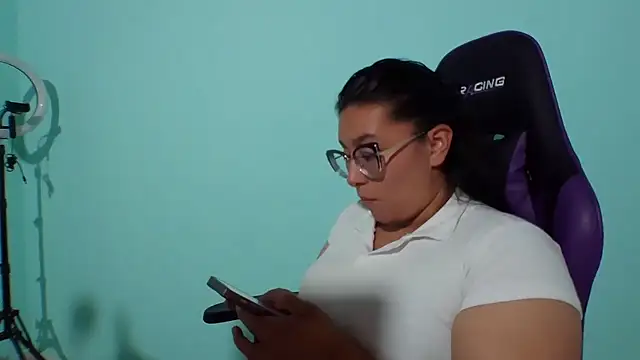 Snapshot of cloe_starr chatting on October 10, 2025, 11:04 pm cloe starr online show from October 10, 2025, 11:04 pm