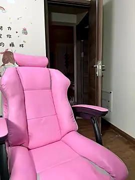 aa520uv online show from October 15, 2025, 4:29 pm