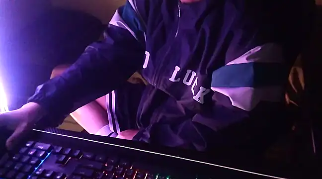 Snapshot of zhezheggin chatting on March 12, 2025, 2:12 pm zhezheggin online show from March 12, 2025, 2:12 pm