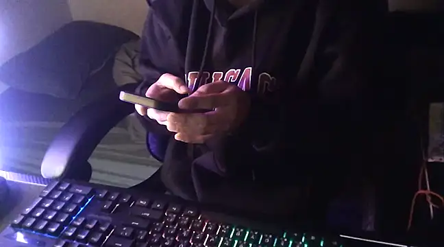 Snapshot of zhezheggin chatting on March 16, 2025, 1:17 pm zhezheggin online show from March 16, 2025, 1:17 pm