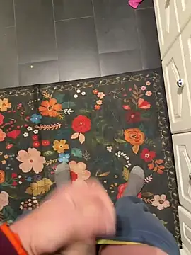 wassermann8484 online show from October 28, 2025, 3:32 am