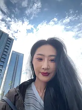 linger-23 online show from October 24, 2025, 6:10 am