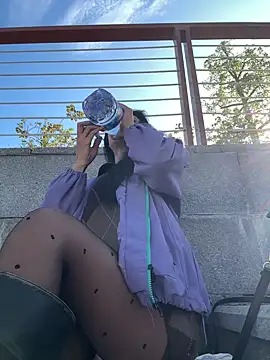 Snapshot of linger-23 chatting on December 23, 2025, 6:55 am linger-23 online show from December 23, 2025, 6:55 am