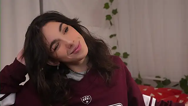 Snapshot of mystica_ chatting on November 13, 2025, 7:18 am mystica online show from November 13, 2025, 7:18 am