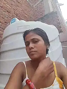 Snapshot of Ayeshaji chatting on September 16, 2025, 7:09 am Ayeshaji online show from September 16, 2025, 7:09 am