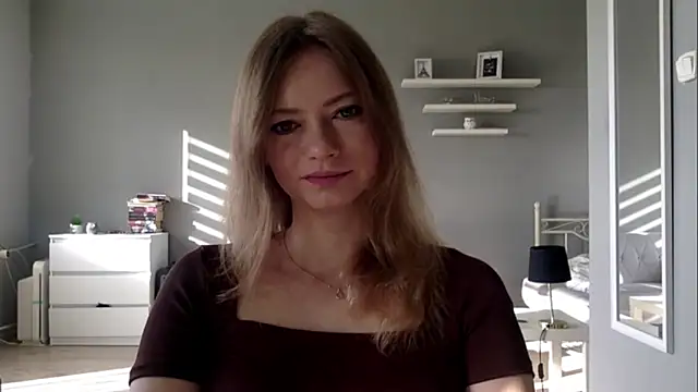 Snapshot of MillieShow chatting on October 26, 2025, 8:31 am MillieShow online show from October 26, 2025, 8:31 am