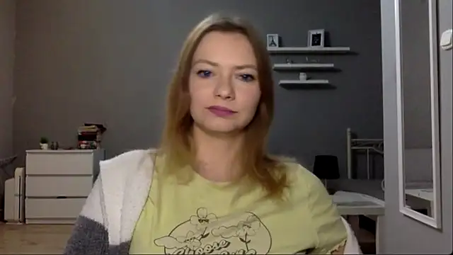 Snapshot of MillieShow chatting on October 29, 2025, 3:58 pm MillieShow online show from October 29, 2025, 3:58 pm