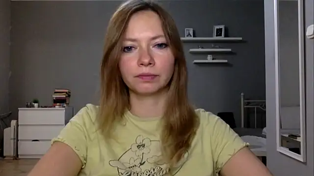 Snapshot of MillieShow chatting on November 22, 2025, 3:33 pm MillieShow online show from November 22, 2025, 3:33 pm