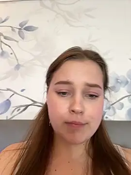 Snapshot of Cute_kitty- chatting on September 18, 2025, 10:01 pm Cute kitty- online show from September 18, 2025, 10:01 pm