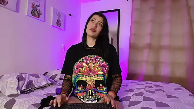 Snapshot of pleasurecompany3 chatting on December 15, 2025, 3:33 am pleasurecompany3 online show from December 15, 2025, 3:33 am