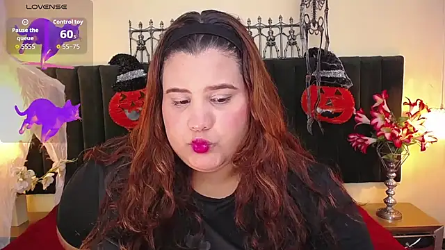 ailyn maury online show from November 4, 2025, 1:38 am