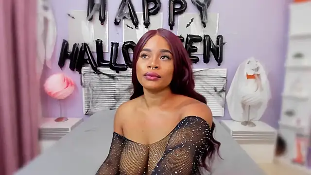 Snapshot of SammyDesire_10 chatting on October 18, 2025, 6:30 pm SammyDesire 10 online show from October 18, 2025, 6:30 pm