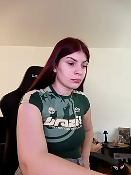 MeCherryy online show from April 16, 2026, 12:50 pm