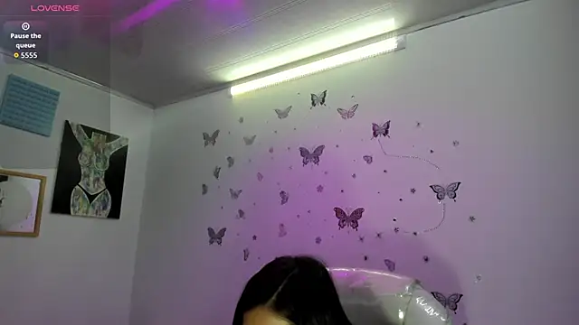 Snapshot of Pretty_Johnson_ chatting on March 25, 2026, 11:49 am Pretty Johnson online show from March 25, 2026, 11:49 am