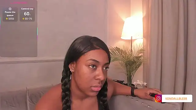 Kendallbleer online show from October 14, 2025, 11:44 am