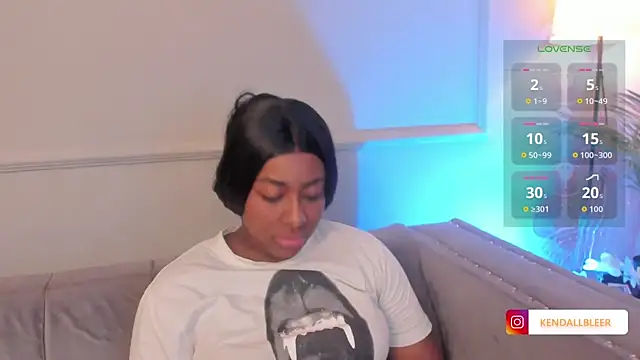 Kendallbleer online show from December 22, 2025, 12:13 pm