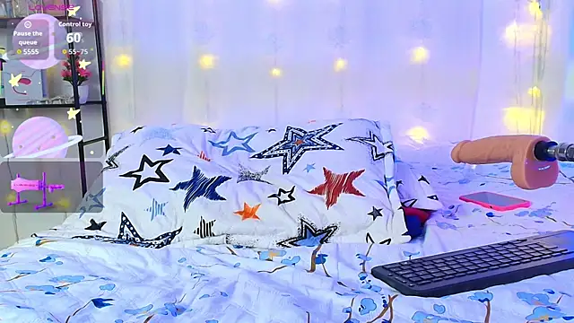 Snapshot of Danny-Swift13 chatting on November 11, 2025, 1:22 pm Danny-Swift13 online show from November 11, 2025, 1:22 pm