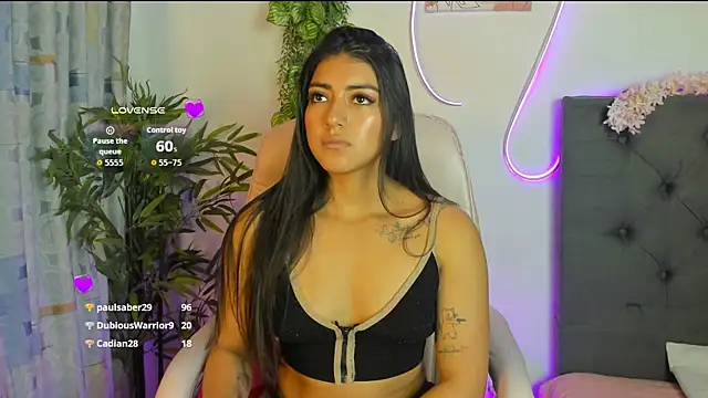 Quiinn bx online show from July 13, 2026, 9:39 pm