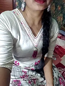 Snapshot of Shalini_telugu09 chatting on March 7, 2026, 9:17 am Shalini telugu09 online show from March 7, 2026, 9:17 am