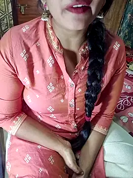 Snapshot of Shalini_telugu09 chatting on March 10, 2026, 10:53 am Shalini telugu09 online show from March 10, 2026, 10:53 am