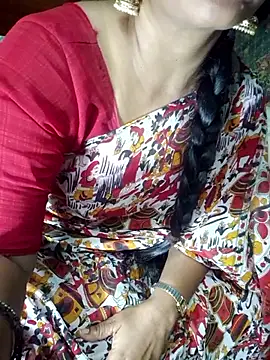 Snapshot of Shalini_telugu09 chatting on June 19, 2026, 1:48 pm Shalini telugu09 online show from June 19, 2026, 1:48 pm