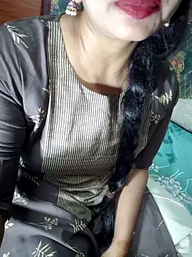 Snapshot of Shalini_telugu09 chatting on June 27, 2026, 9:25 am Shalini telugu09 online show from June 27, 2026, 9:25 am