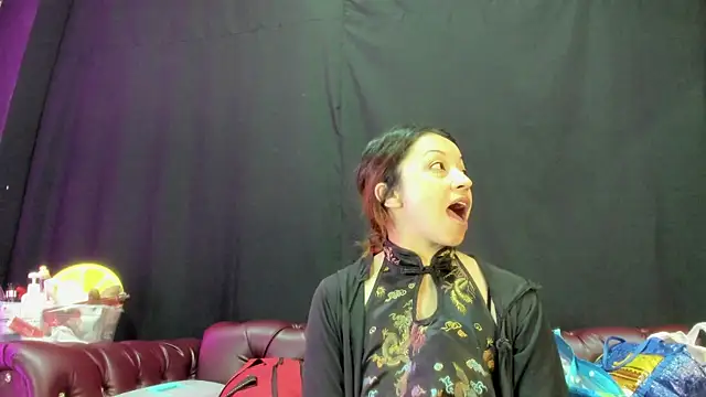 AngelinaBlanc  online show from October 4, 2025, 11:30 am