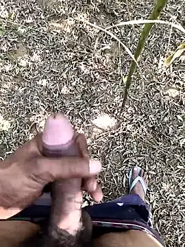 JAZZYS8 online show from November 3, 2025, 4:47 am