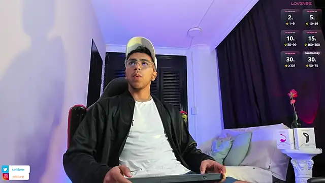 Colstorw  online show from September 18, 2025, 10:39 am