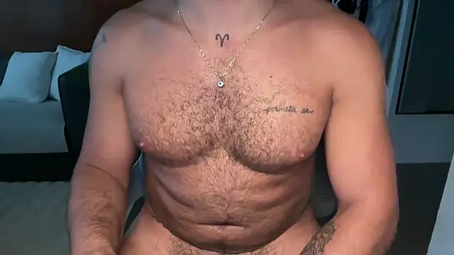 Snapshot of TopRaw3 chatting on September 25, 2025, 2:10 pm TopRaw3 online show from September 25, 2025, 2:10 pm