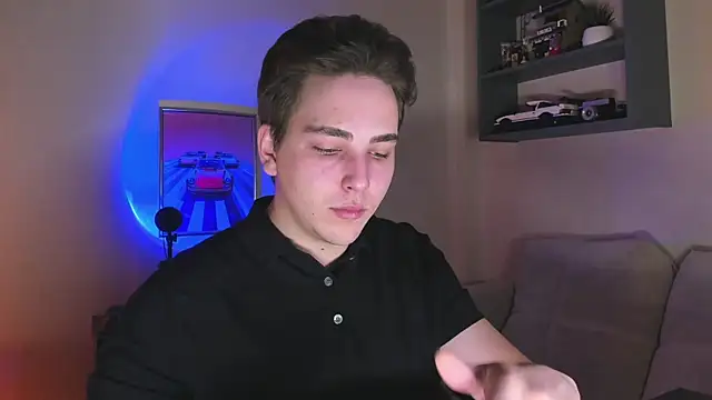 Snapshot of Eric_ether chatting on November 8, 2025, 7:23 pm Eric ether online show from November 8, 2025, 7:23 pm