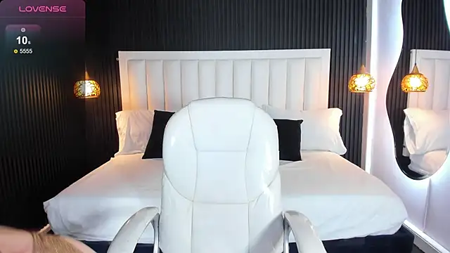 MartinaGracex online show from November 22, 2025, 11:15 pm